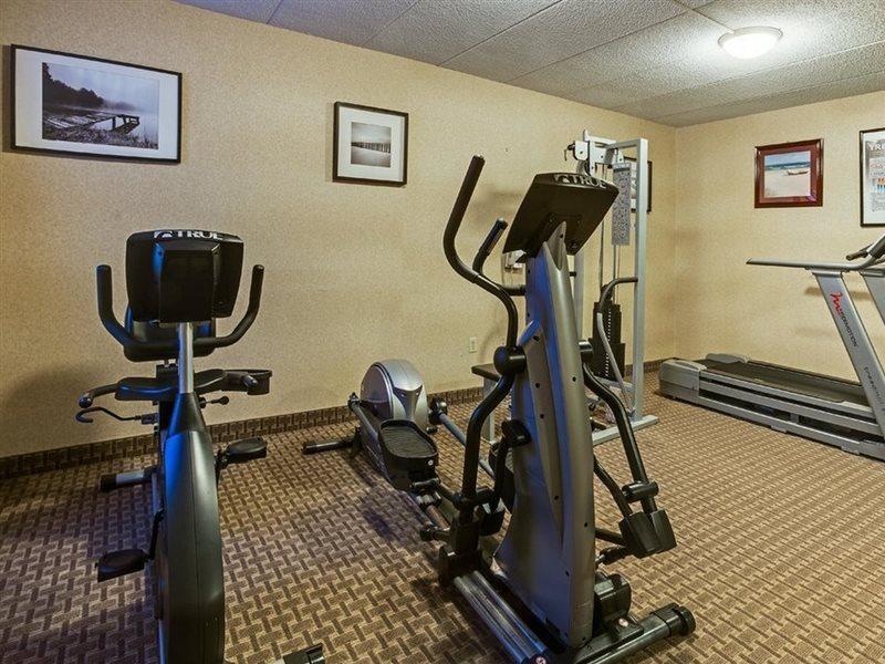 Holiday Inn Express - Fall River North מראה חיצוני תמונה