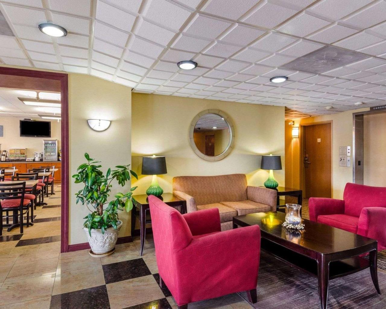 Holiday Inn Express - Fall River North מראה חיצוני תמונה