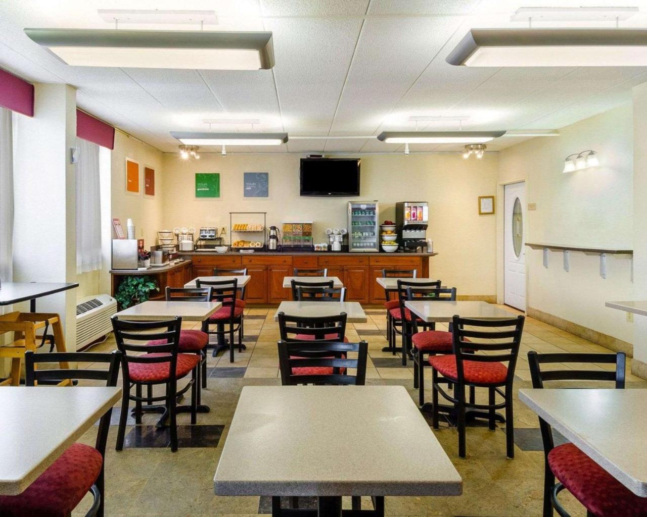 Holiday Inn Express - Fall River North מראה חיצוני תמונה