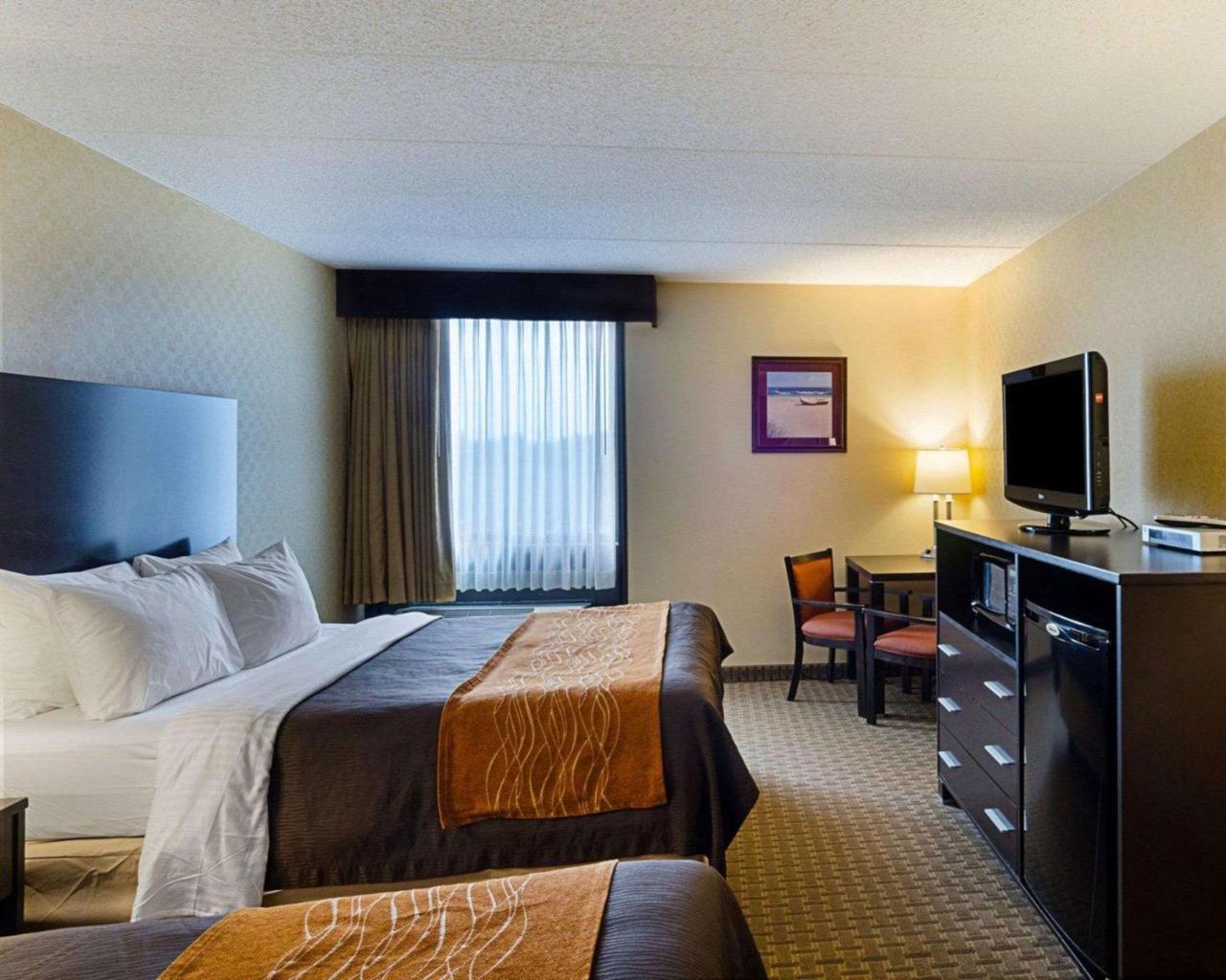 Holiday Inn Express - Fall River North מראה חיצוני תמונה