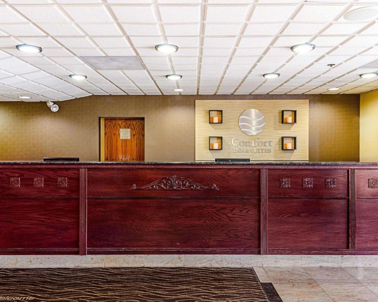 Holiday Inn Express - Fall River North מראה חיצוני תמונה