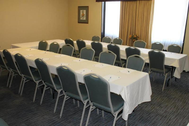 Holiday Inn Express - Fall River North מראה חיצוני תמונה